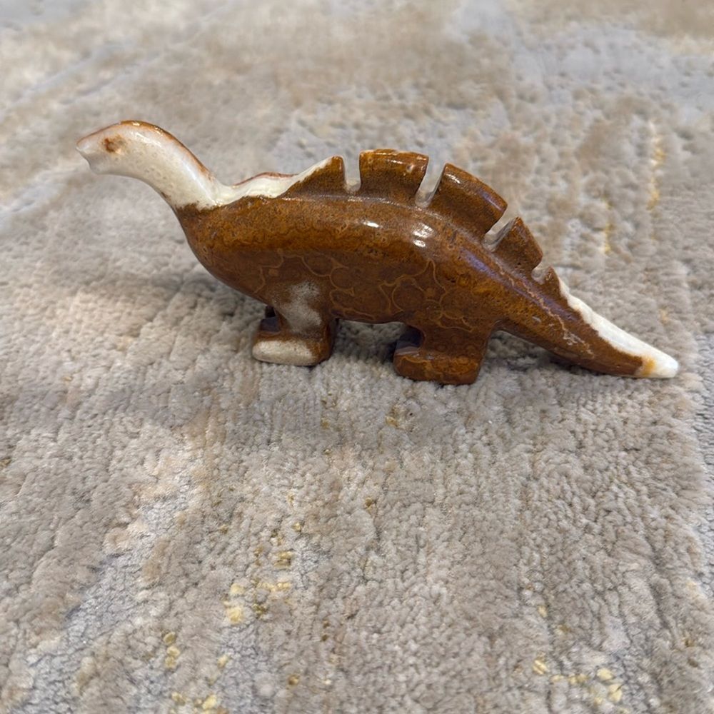 Stegosaurus Dinosaur Onyx Carving in EUC